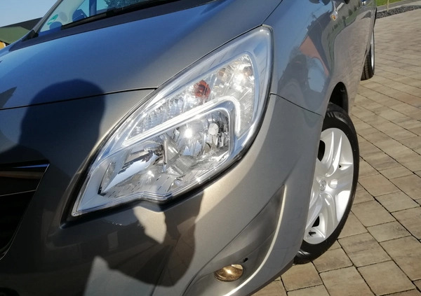Opel Meriva cena 24900 przebieg: 166000, rok produkcji 2011 z Łask małe 781